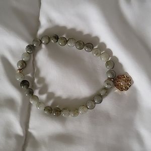 Green beaded bracelet